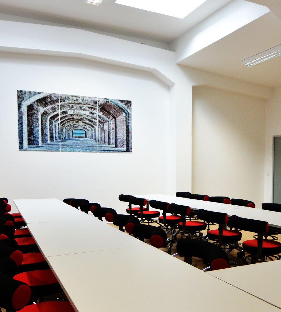 Bungarten-Immobilien-merkurhof-konferenzraeume-01